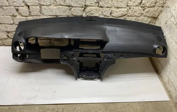 Mercedes-Benz C W204 Dashboard