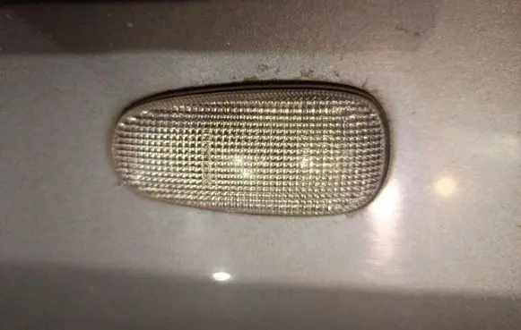 Opel Zafira A Front fender indicator light 