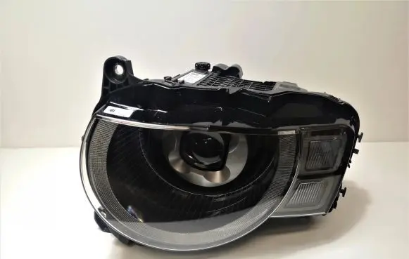 Land Rover Defender Headlight/headlamp