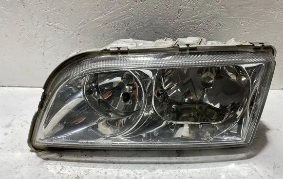 Volvo S40, V40 Headlight/headlamp 20A272LH 06031610