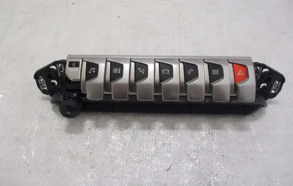 Peugeot 3008 II A set of switches 98106121DX