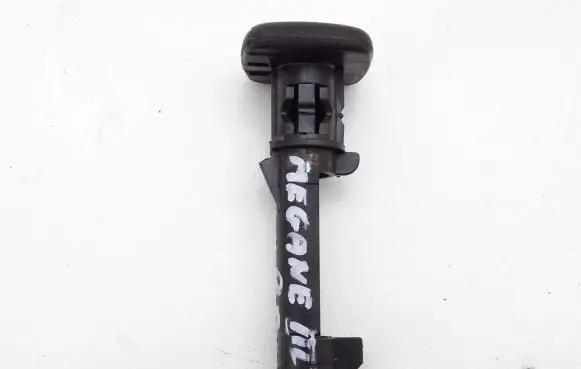 Renault Megane III Front seat headrest 