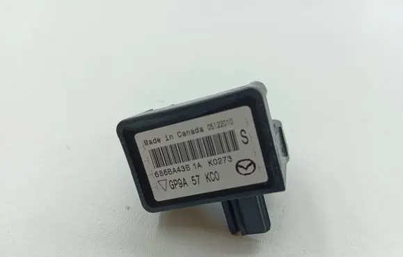 Mazda CX-7 Airbag deployment crash/impact sensor GP9A57KC0 05122010 686BA43BA