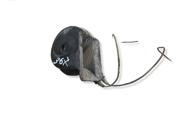Volkswagen Golf IV Horn signal 