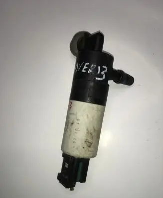 Land Rover Discovery 3 - LR3 Windscreen/windshield washer pump 8364518 18140 14726