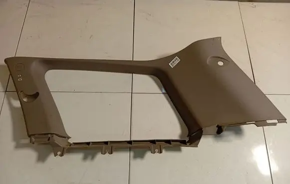 Mitsubishi Grandis Other interior part MR576120