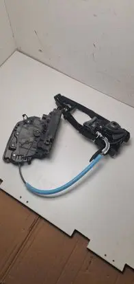 BMW X3 G01 Front door lock 9492091