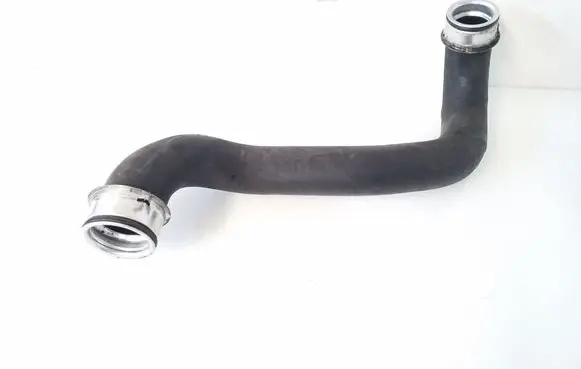 Mercedes-Benz CLS C219 Engine coolant pipe/hose A2115015482