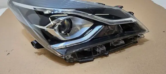 Toyota Yaris Headlight/headlamp OD-197