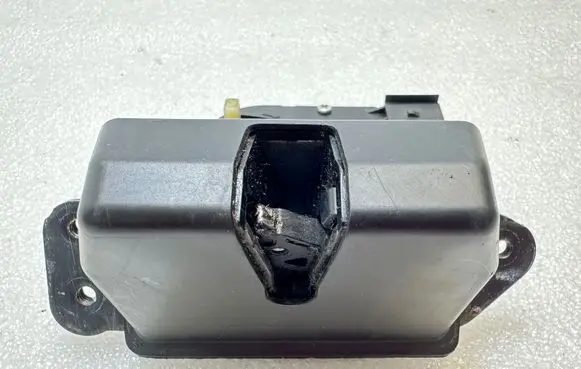 Hyundai i40 Tailgate lock latch 