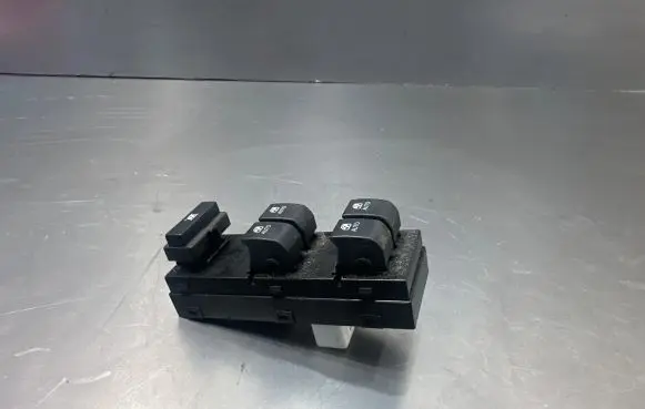 KIA Ceed Electric window control switch 935701H120