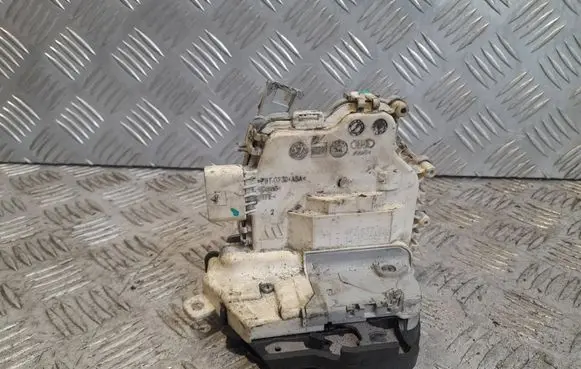 Audi A6 S6 C6 4F Front door lock 4F2837015D