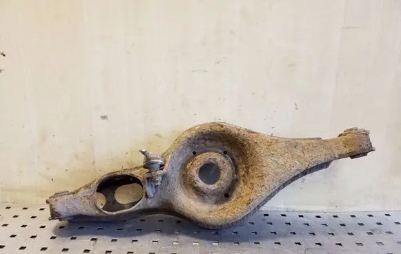 Mitsubishi Outlander Rear upper control arm/wishbone