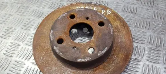Toyota Yaris Front brake disc