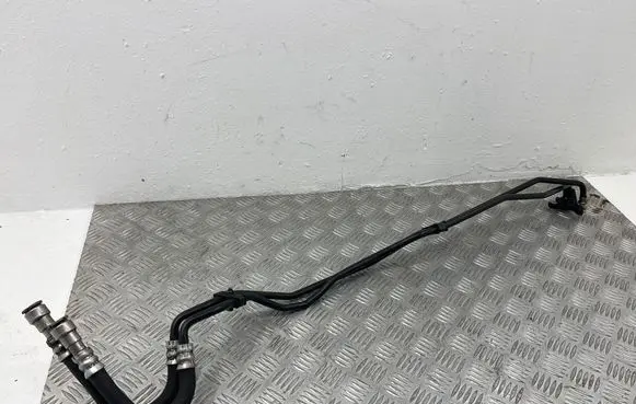 BMW 5 E60 E61 Gearbox oil cooler pipe/hose 7573106