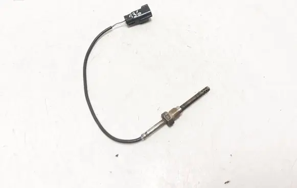 Volvo XC70 Exhaust gas temperature sensor 30713739A