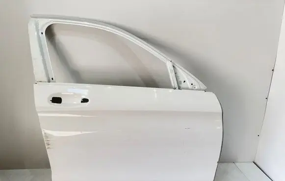 Mercedes-Benz GLC X253 C253 Front door 