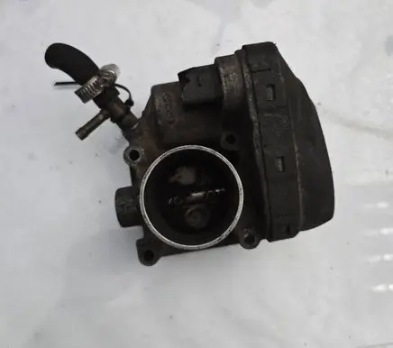 Skoda Fabia Mk1 (6Y) Throttle valve 047133062