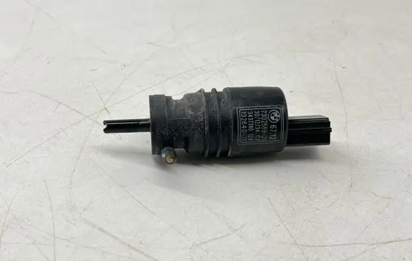 BMW 1 F20 F21 Windscreen/windshield washer pump 7302589