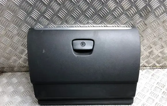 Infiniti FX Glove box lid/cover P10788B11000