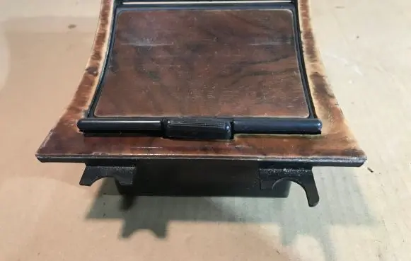 Ashtray (front)