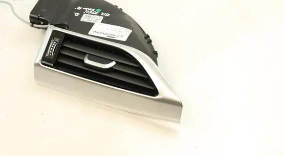 BMW 7 G11 G12 Dashboard side air vent grill/cover trim 7401188 18112015