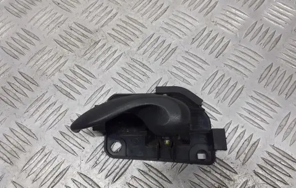 Fiat Punto (188) Rear door interior handle
