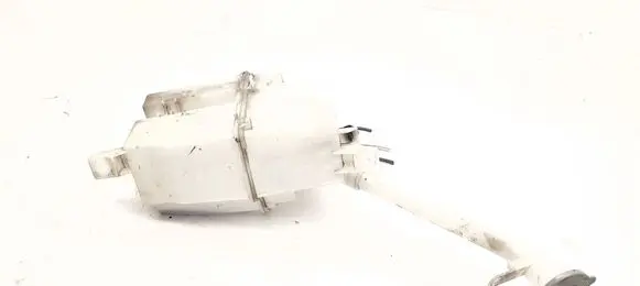 Nissan X-Trail T32 Windshield washer fluid reservoir/tank