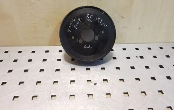 Audi A6 Allroad C6 Water pump pulley 059121031L