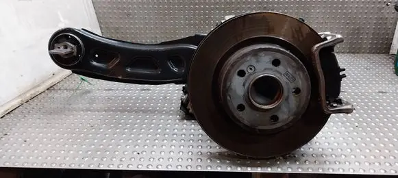 Mercedes-Benz A W176 Stub axle A2460306