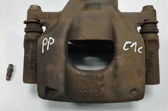 Toyota Aygo AB10 Front brake caliper