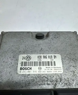 Volkswagen Golf IV Engine control unit/module 038906018BM 0281001846