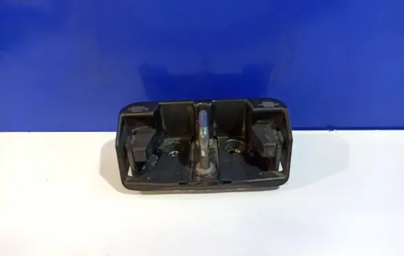 Saab 9-3 Ver2 Rear door lock loop/hook striker 13203495