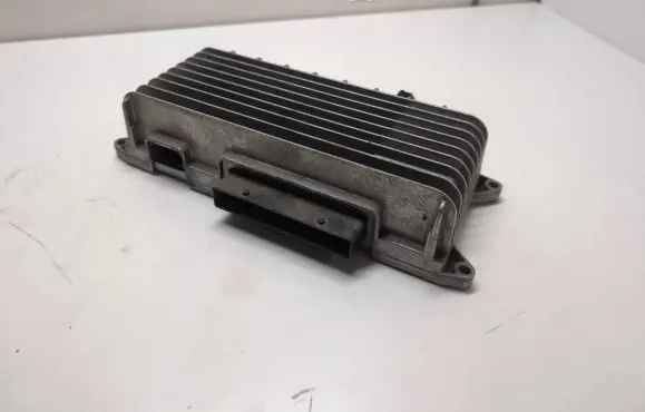 Audi A6 S6 C6 4F Sound amplifier 720300800000 4F0910223H