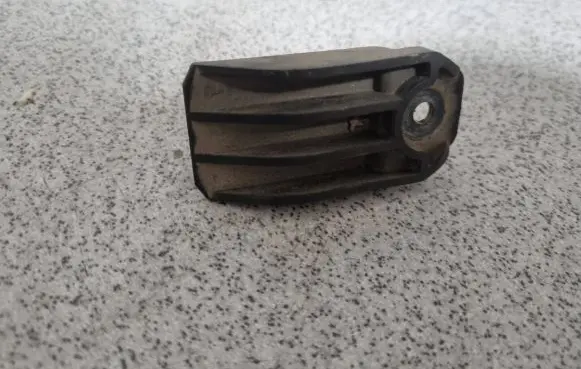 BMW 5 E39 Radiator support slam panel bracket 2247896