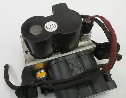 Mercedes-Benz S W221 ABS Pump