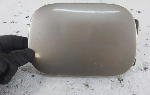 Mercedes-Benz C W203 Fuel tank cap A2035840738