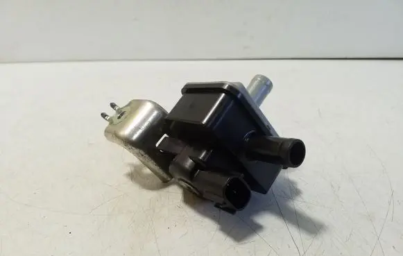 Toyota Yaris Cross Valve vacuum 90910TC005