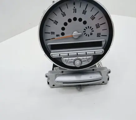 Mini One - Cooper Clubman R55 Radio/CD/DVD/GPS head unit 3452681