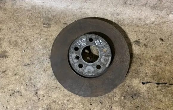 BMW 2 F45 Front brake disc