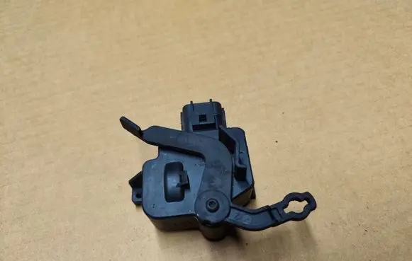 Jeep Grand Cherokee (WJ) Tailgate boot lock/latch motor 5018479AA