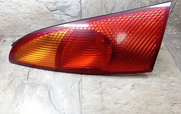 Ford Focus Rear/tail lights XS4113405A