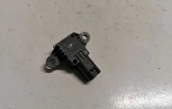 Ford Mustang V Airbag deployment crash/impact sensor CT4314C676AA