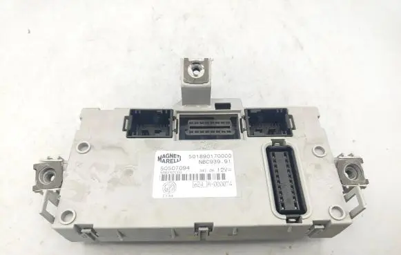 Alfa Romeo 159 Fuse module 50507094 501890170000 NBC93991