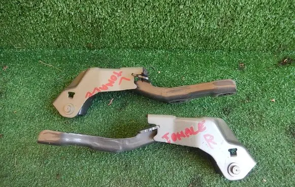 Alfa Romeo Tonale Engine bonnet/hood hinges 