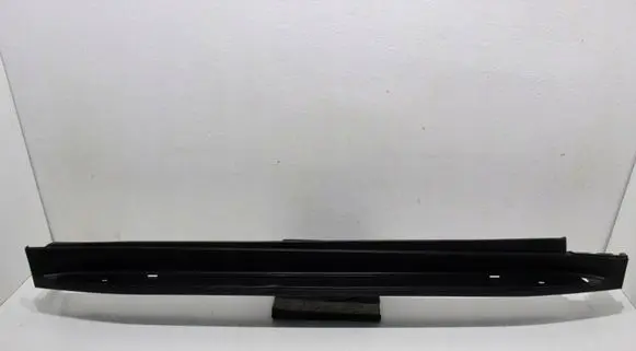 Mercedes-Benz ML W164 Sill A1646901475