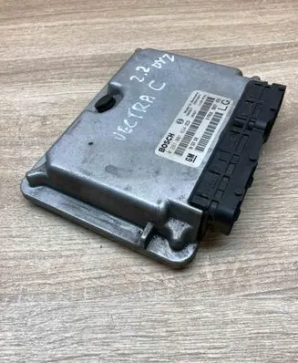 Opel Vectra B Engine control unit/module ECU 0281001634 90569348