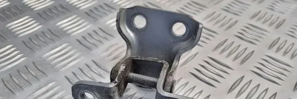 Lexus RX 330 - 350 - 400H Front door lower hinge 