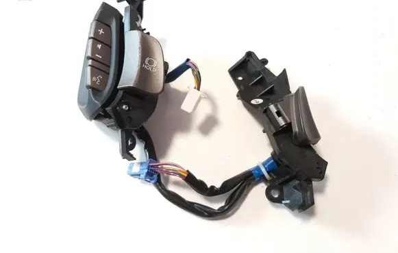 Lexus LS 460 - 600H Steering wheel buttons/switches 6553A85