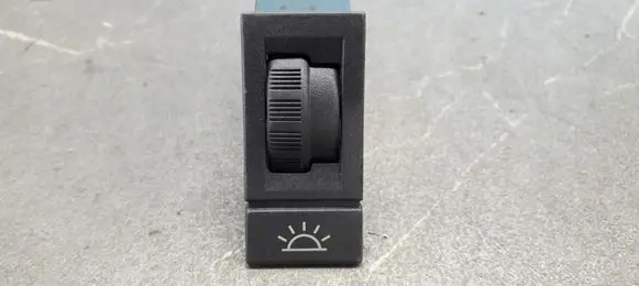 Peugeot 406 Fog light switch 